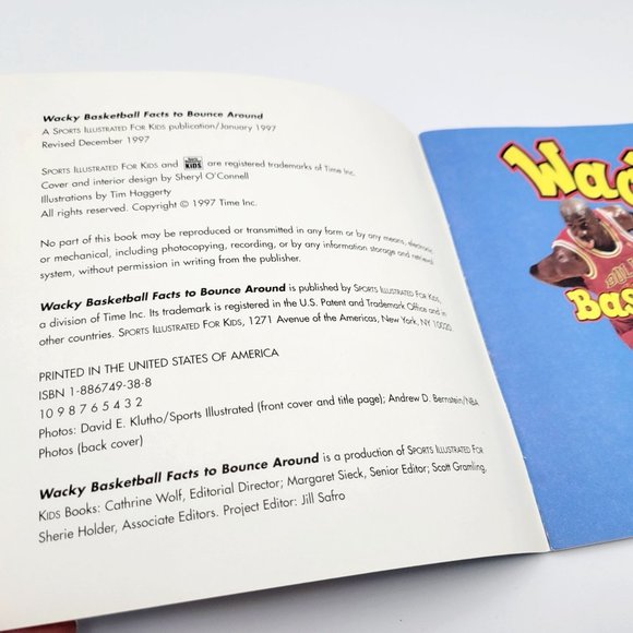 Vintage 90s Basketball Facts Sports Illustrated Kids Book Michael Jordan Cover - Picture 2 of 7